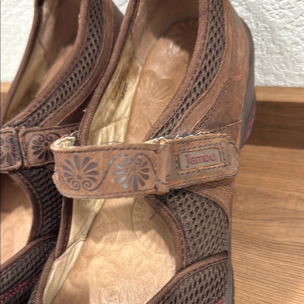 Jambu Brown and Red Sandals with Adjustable Strap - Picture 8 of 11